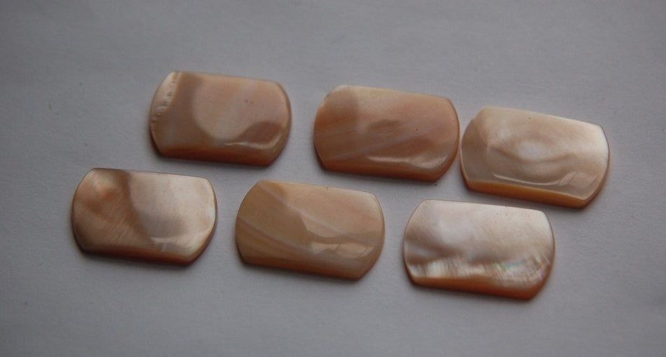 Vintage Beige Shell Rectangle Cabochons cab100