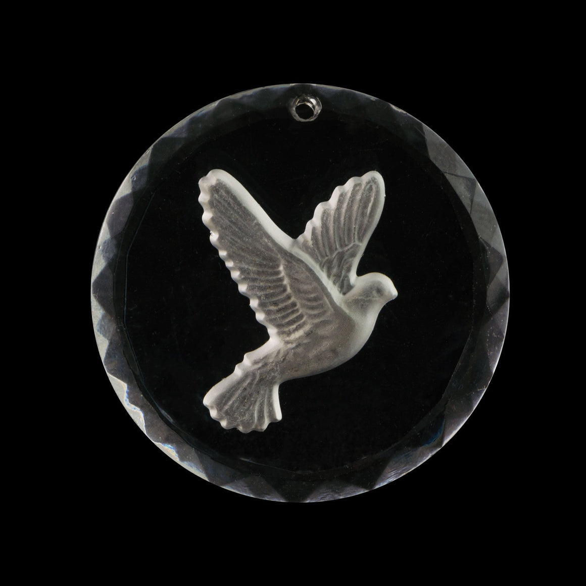30mm Matte Etched Crystal Dove 1 Hole Glass Round Intaglio Pendant (1)
