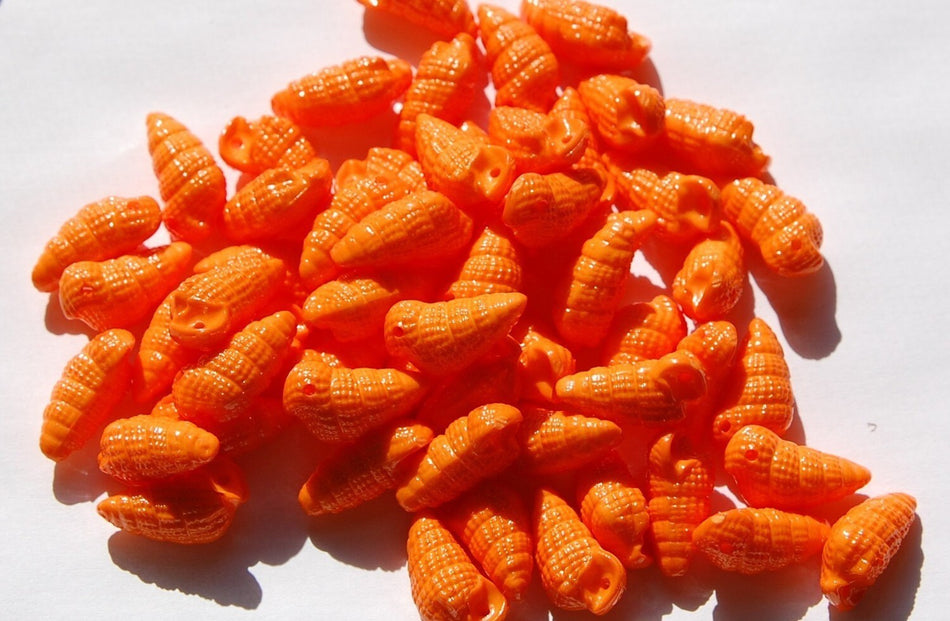 Vintage West German Acrylic Orange Seashell Charms 18x9mm (6) chr107E