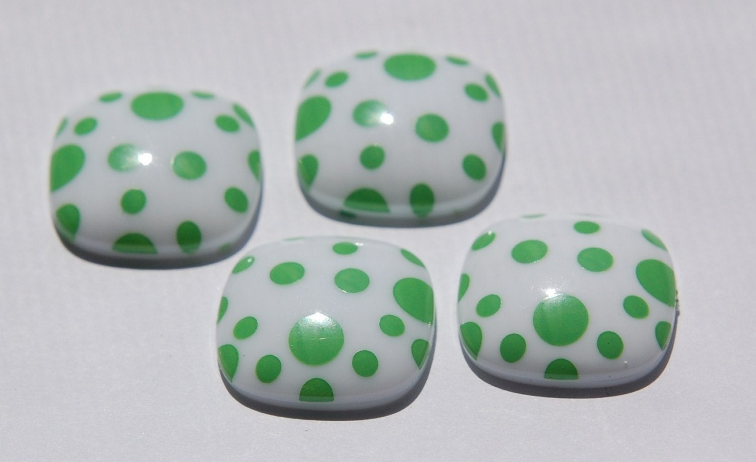 Vitnge Green and White Polka Dot Square Domed Cabochons cab404C