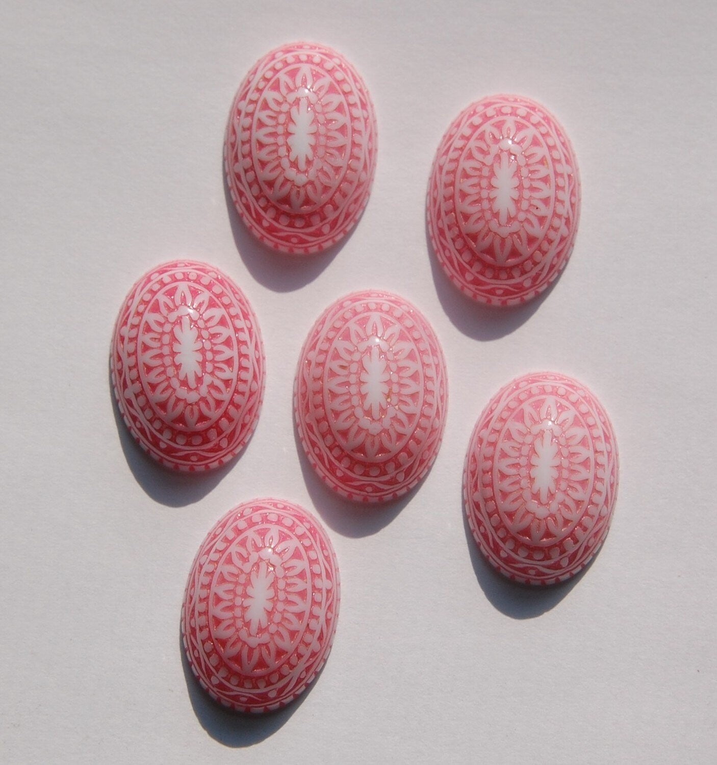 Vintage Etched Design Pink and White Cabochons 14mm x 10mm cab711