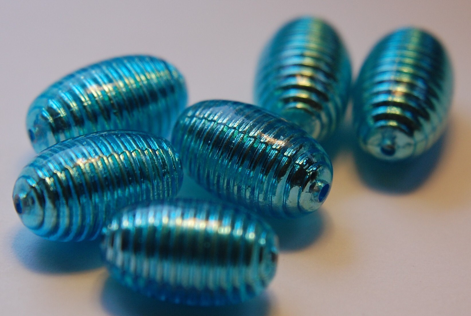 Vintage Bright Blue Metallic Smooth Ribbed Barrel Beads bds781B