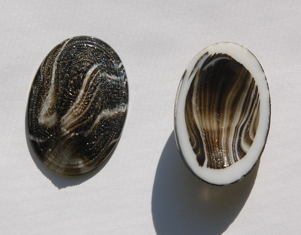 Textured Pattern Black and White Glass Cabochon cab413B