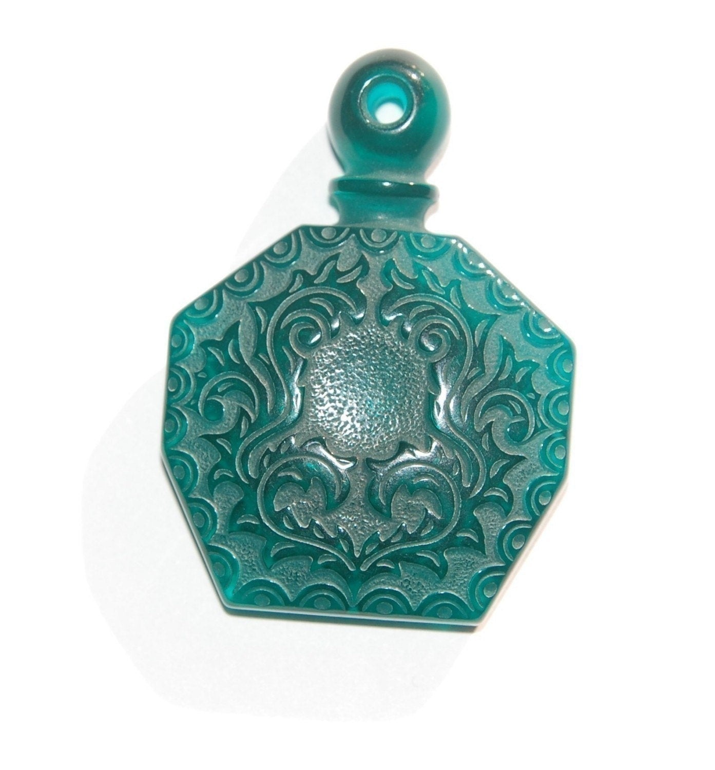 Vintge Emerald Green Etched Faux Perfume Lucite Bottle Pendant pnd064E