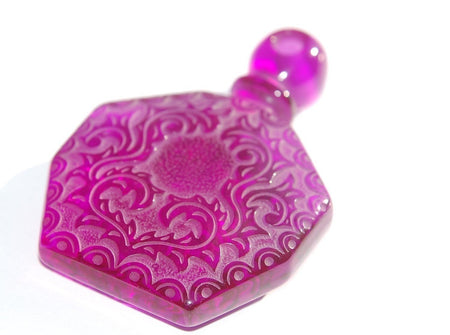 Vintage Purple Etched Faux Perfume Lucite Bottle Pendant pnd064G