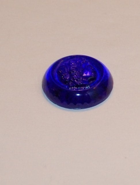 Vintage German Sapphire Blue Glass Cameo cab342D