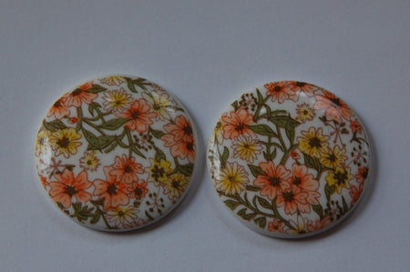 Vintage Yellow White All Over Floral Cabochon 35mm (2) cab018