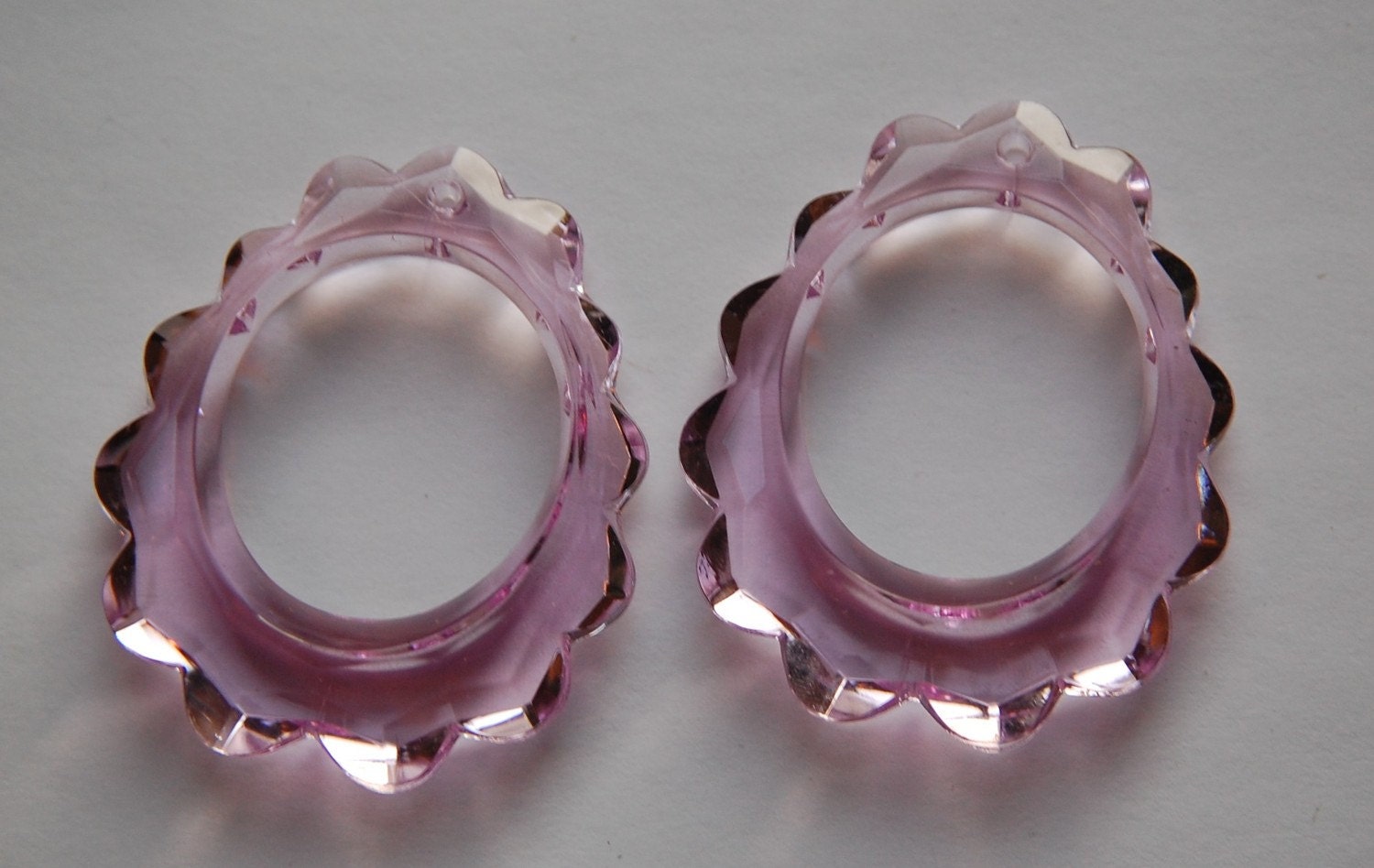 Vintage Light Amethyst Scalloped Pendants Germany 44mmx36mm (2) pnd133C