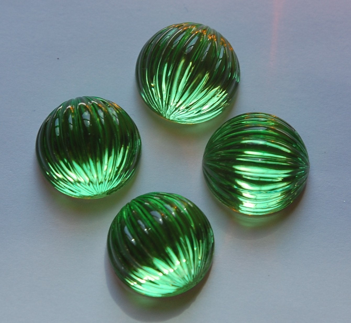 Vintage Green Ribbed Plastic Melon Cabochon 18mm cab395A