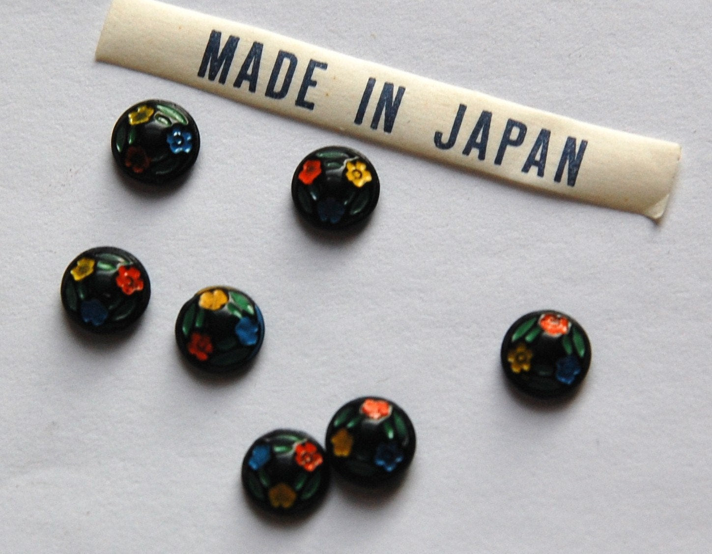 Vintage Black Floral Etched Glass Cabochons Japan 7mm (8) cab419D