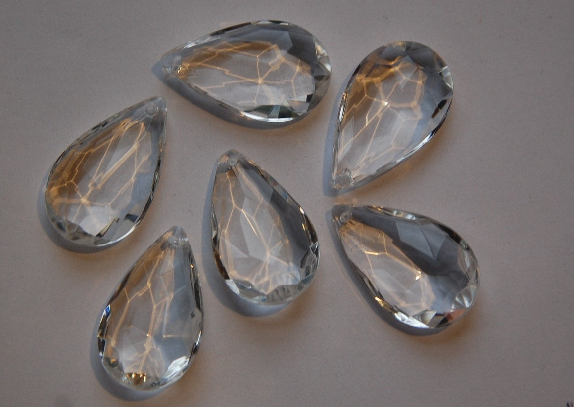 Vintage Acrylic Clear Faceted Prism Pendants Drops bds358