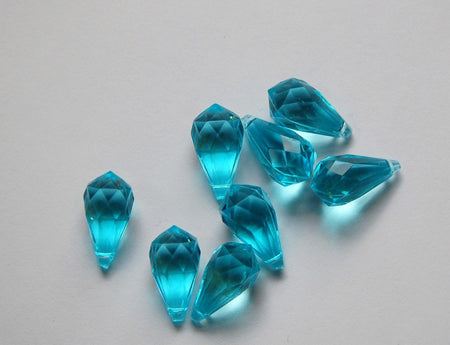 Aqua Blue Faceted Acrylic Prism Drops 18x9mm (8) pnd131A