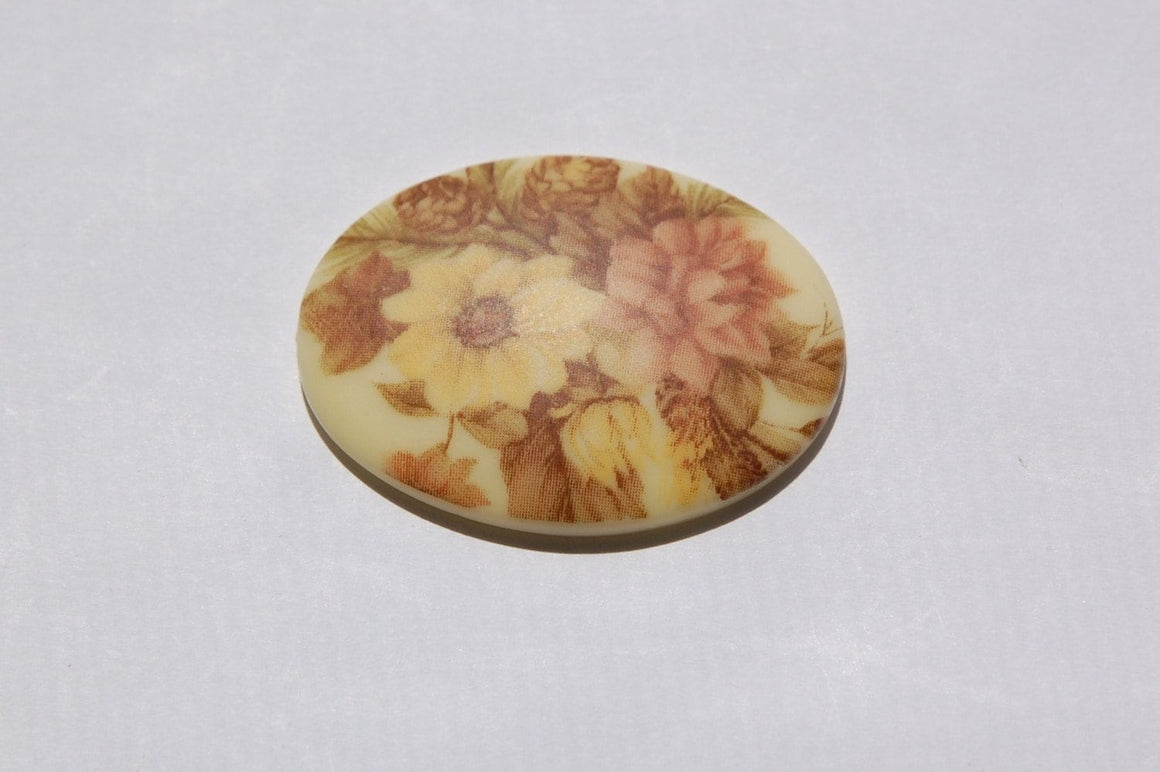 Vintage Floral and Pinecones Cabochon 40x30mm cab378K