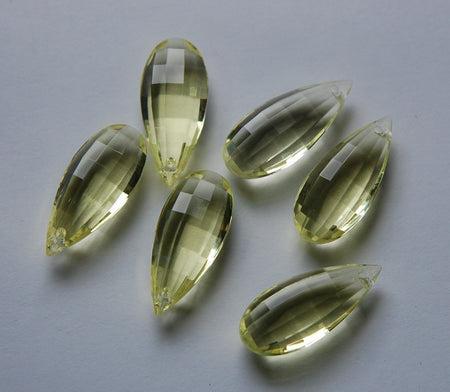 Vintage Faceted Yellow Acrylic Teardrop Pendant (6) pnd031A