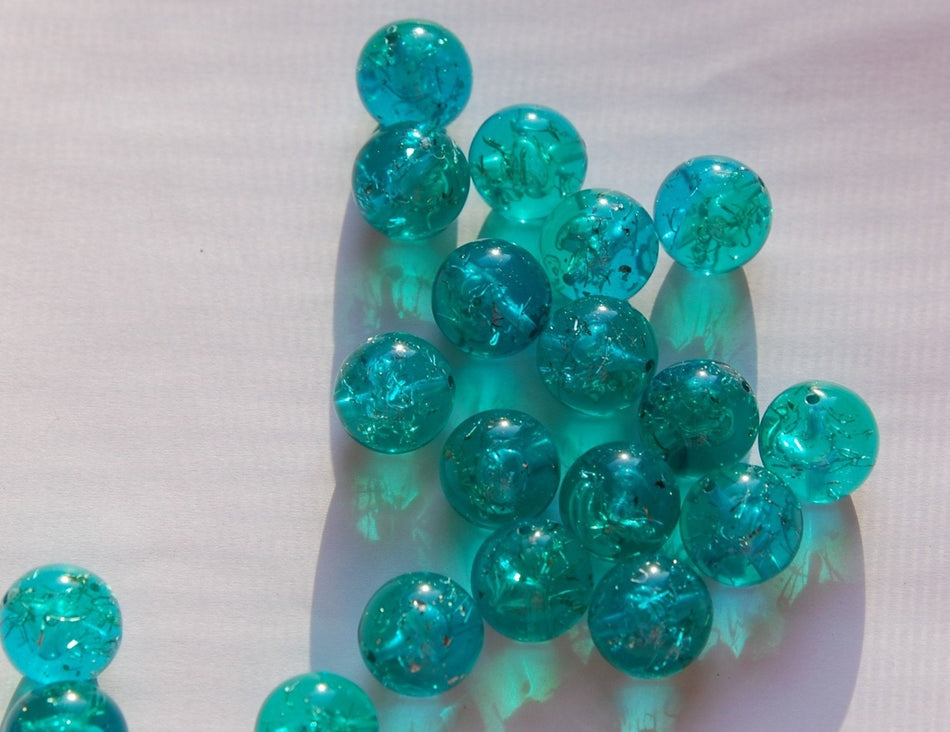 Vintage Blue and Green Lucite Confetti Beads 13mm bds874