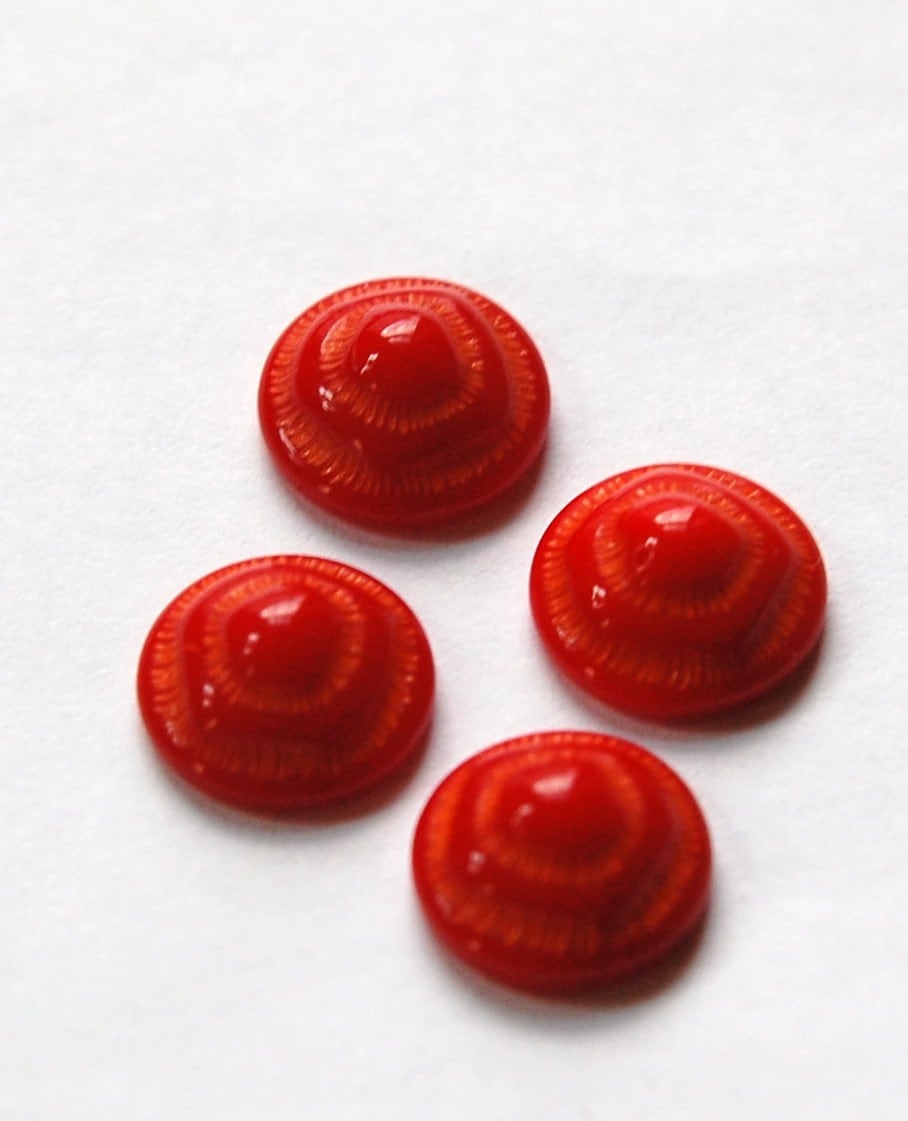 Vintage Red and Coral Etched Glass Cabochons 11mm (4) cab457