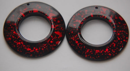 Vintage Retro Red and Black Acrylic Round Pendant Hoops (2) pnd108B