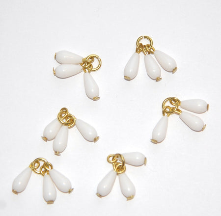 Vintage White Acrylic Triple Teardrop Drops Charms Japan drp036
