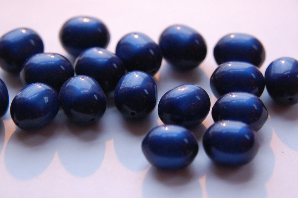 Vintage Blue Oval Moonglow Beads bds794C