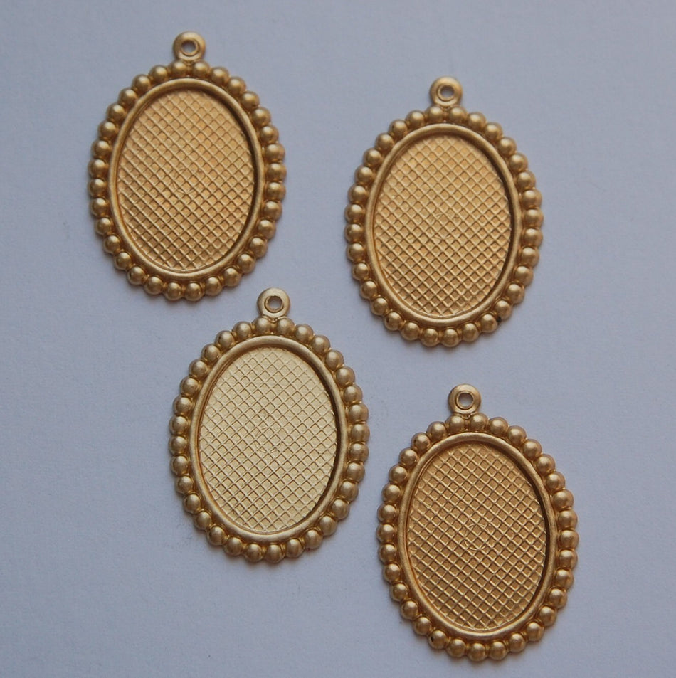 Raw Brass Beaded Edge Pendant Setting 18x13mm (6) stn014D