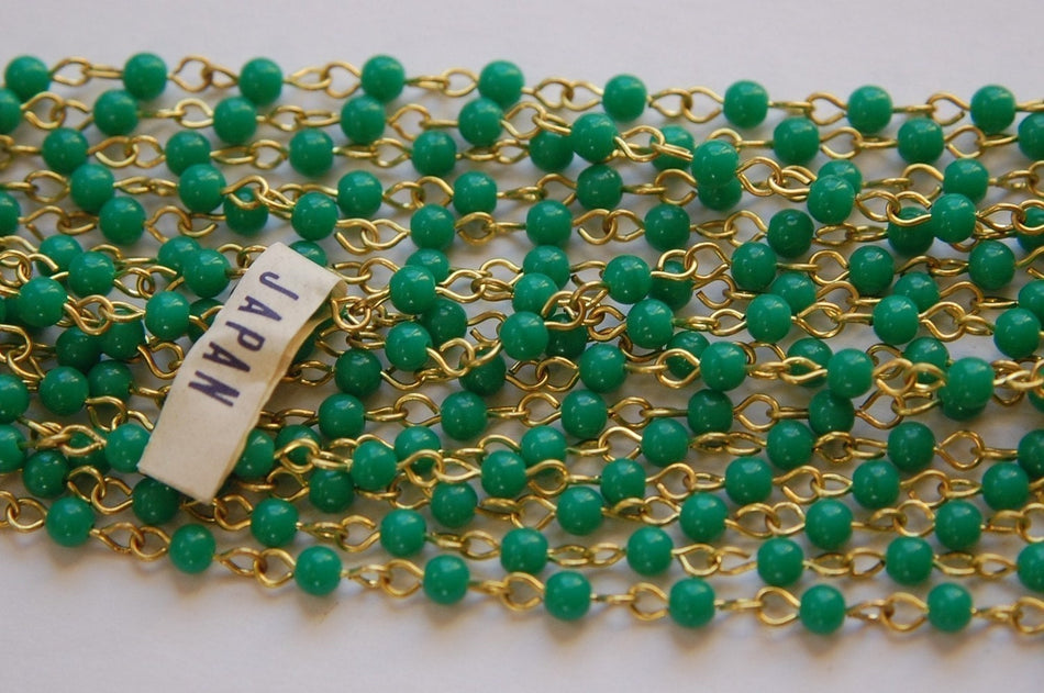 Vintage Jade Green Plastic Beaded Chain Brass Links Japan chn020B