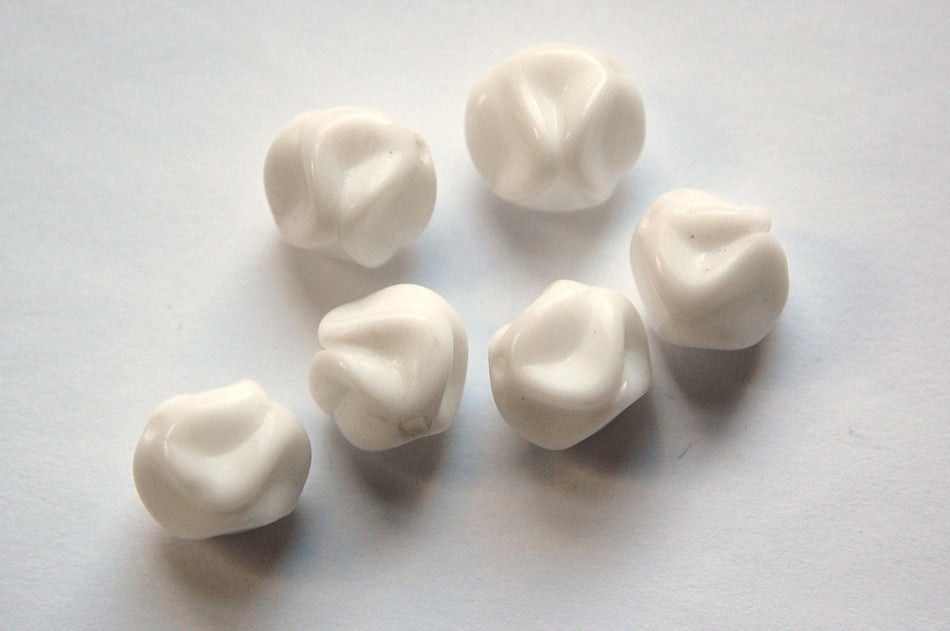 Vintage Opaque White Baroque German Glass Beads 14mm grm009