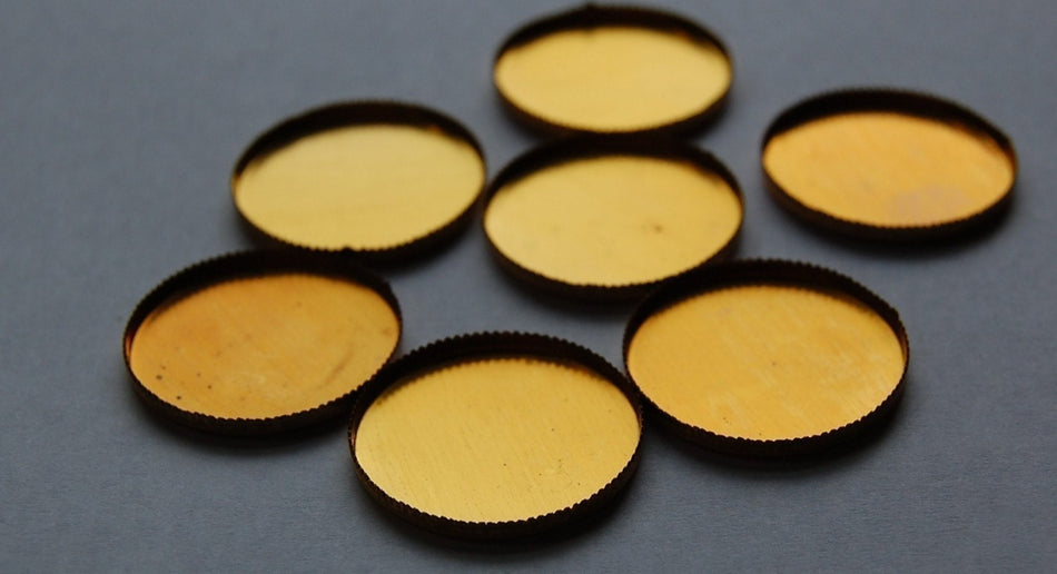Vintage Brass 20mm Setting Cups Serrated Edge stn036