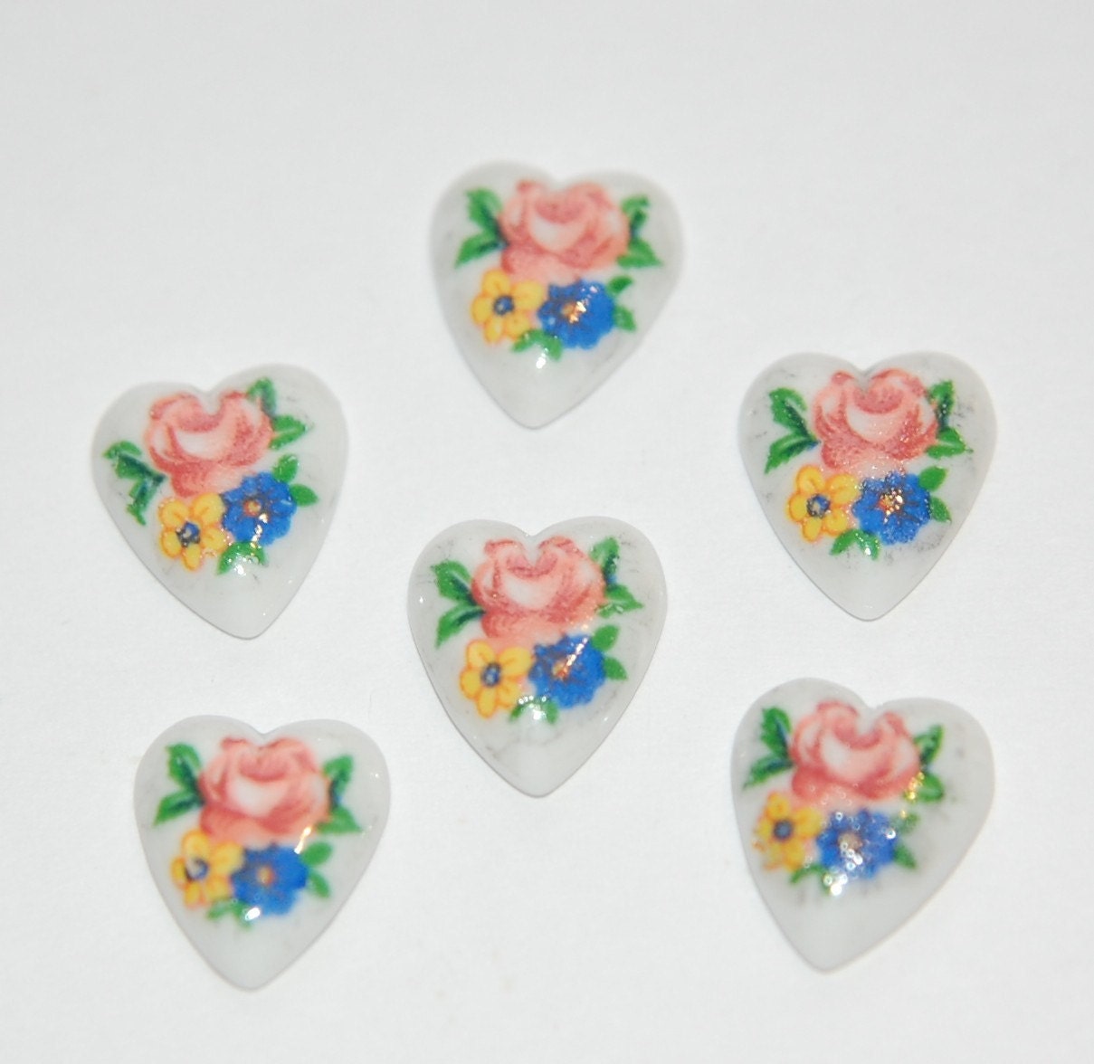 Vintage Heart Cabochons Flower Bouquet Japan 12mm (6) cab422C