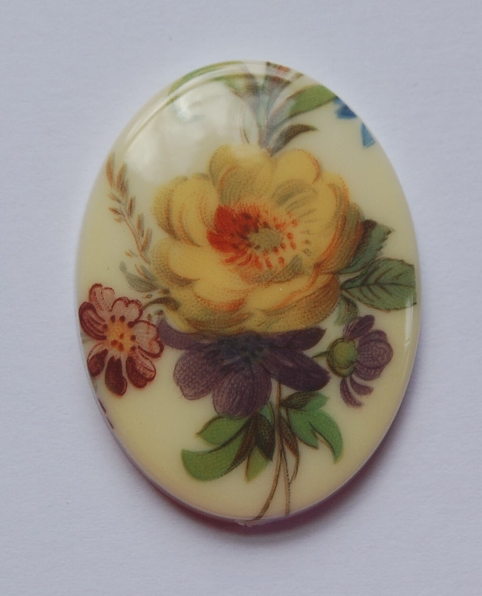 Vintage Antiqued Flower Bouquet Cabochon cab378