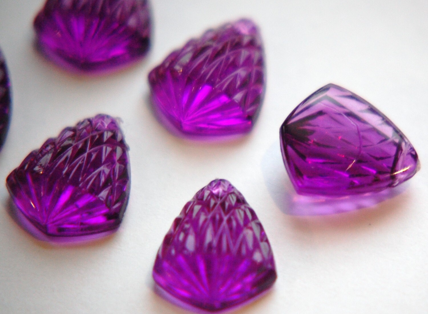 Vintage Acrylic Etched Purple Charms Drops chr140