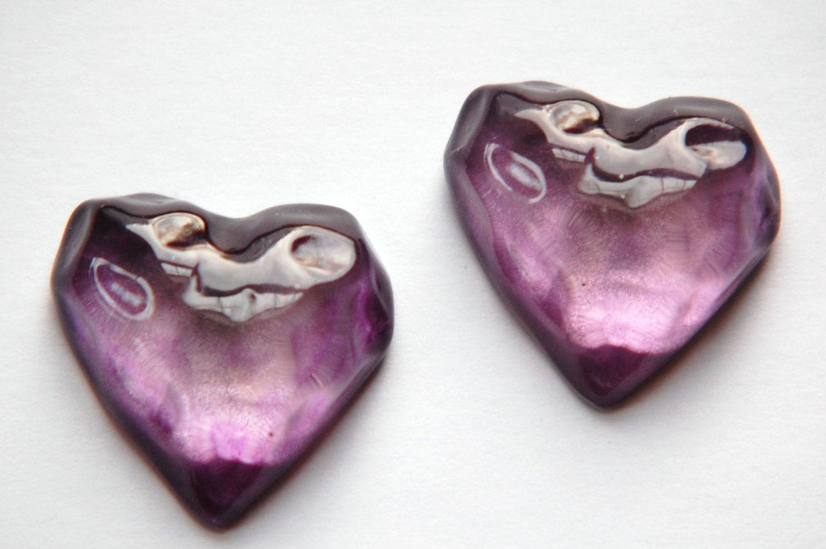 Vintage Funky Mod Bumpy Amethyst Lucite Heart Cabochon cab773A