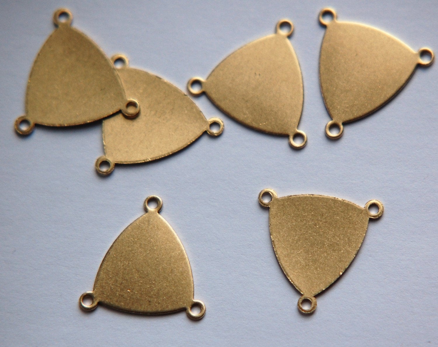 3 Loop Raw Brass Flat Setting Connector Triangle Pendant (6) mtl225A