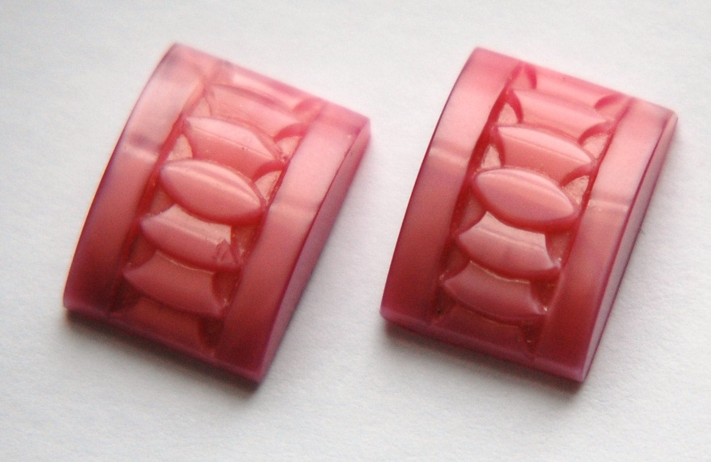 Vintage Czech Deco Pink Glass Etched Cabochons 18x13mm (2) cab775D
