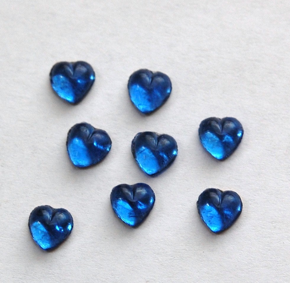 Vintage Little Sapphire Blue Foiled Glass Hearts cab701D