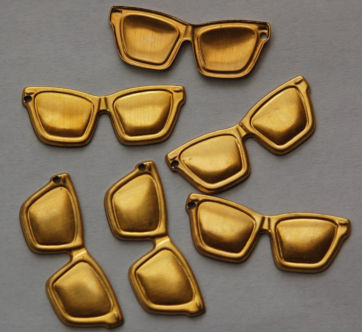 Raw Brass Sunglasses Charm Pendant 32x12mm (6) mtl059