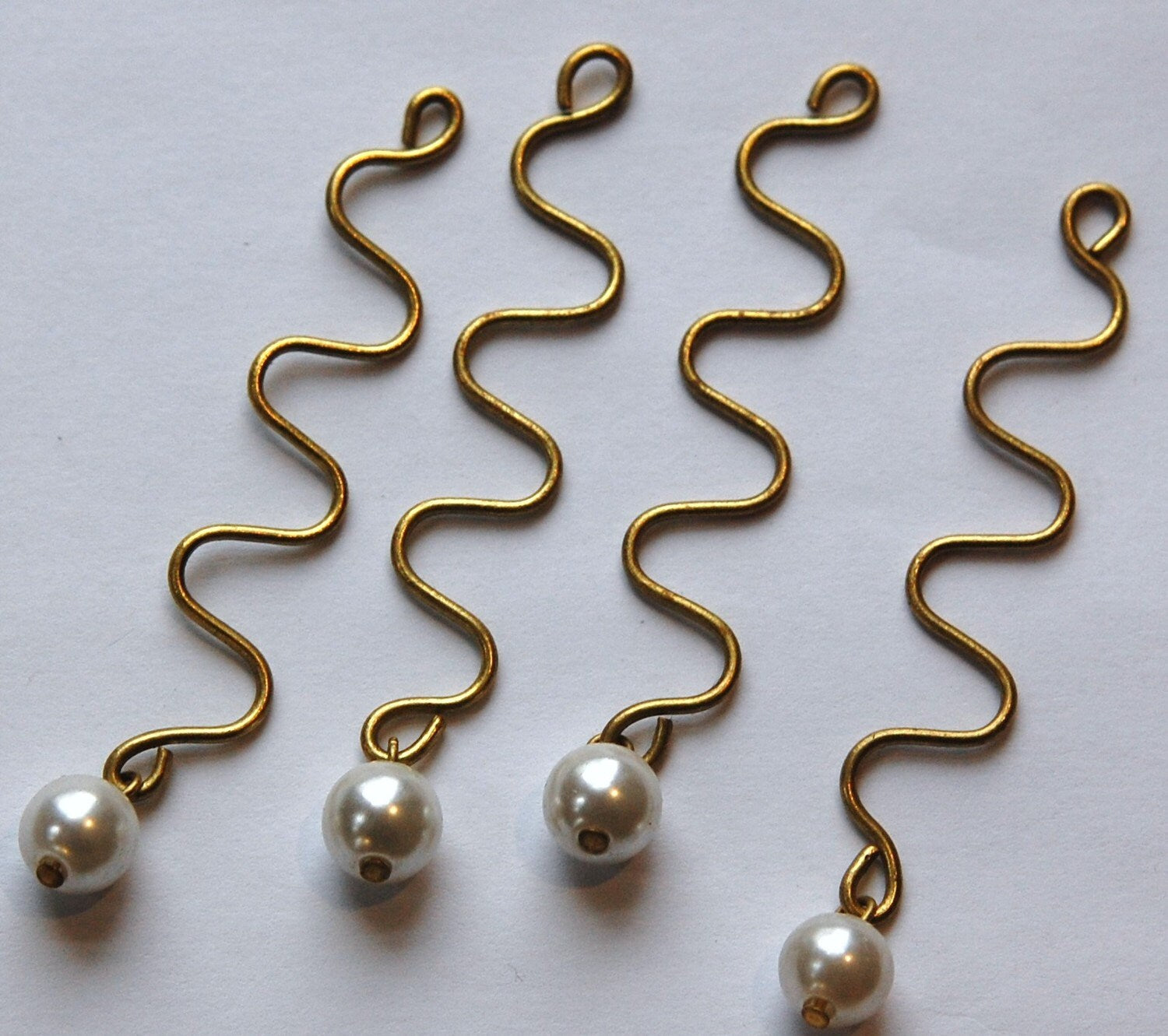 Long Zig-Zag Raw Brass Curved Pearl Drop Pendant 54x12mm (4)