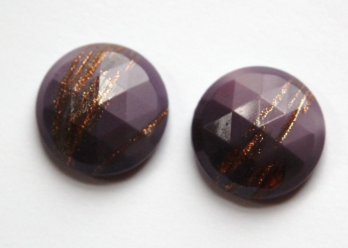 Vintage Plum Purple Faceted Glass with Goldstone 18mm cab780E