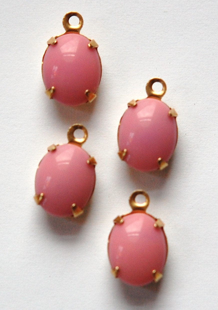 Vintage Opaque Pink Oval Stones in 1 Loop Brass Setting ovl005D