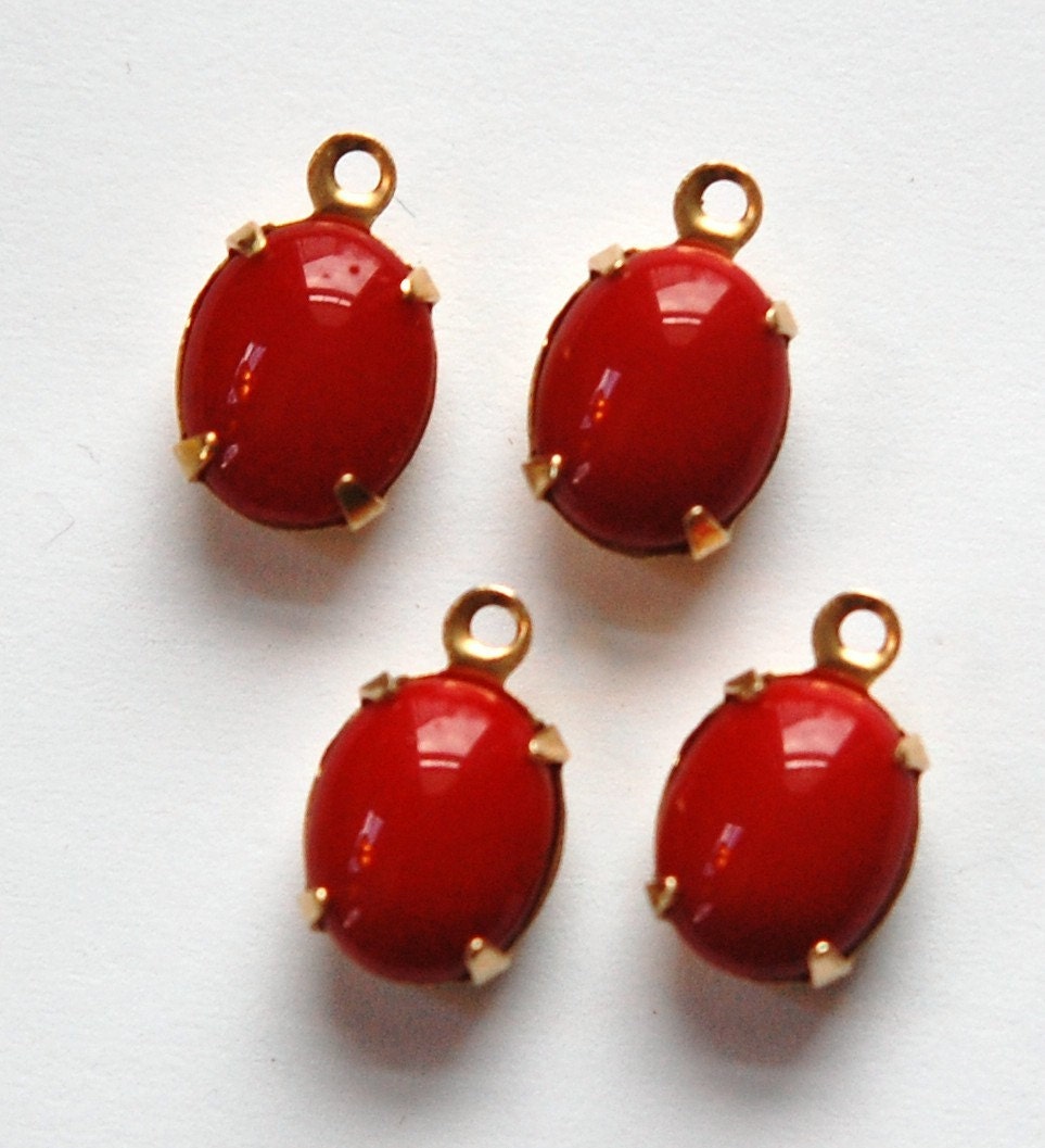 Vintage Opaque Red Oval Stones in 1 Loop Brass Setting ovl005F