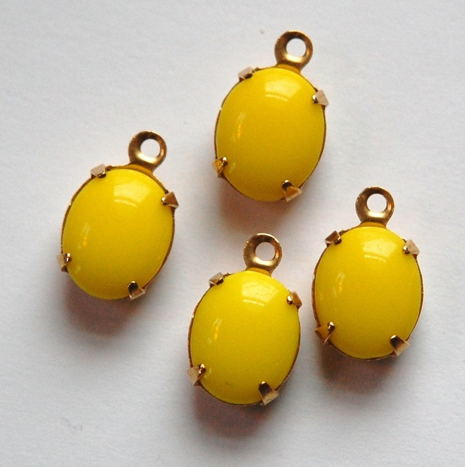 Vintage Opaque Yellow Oval Stones in 1 Loop Brass Setting ovl005H