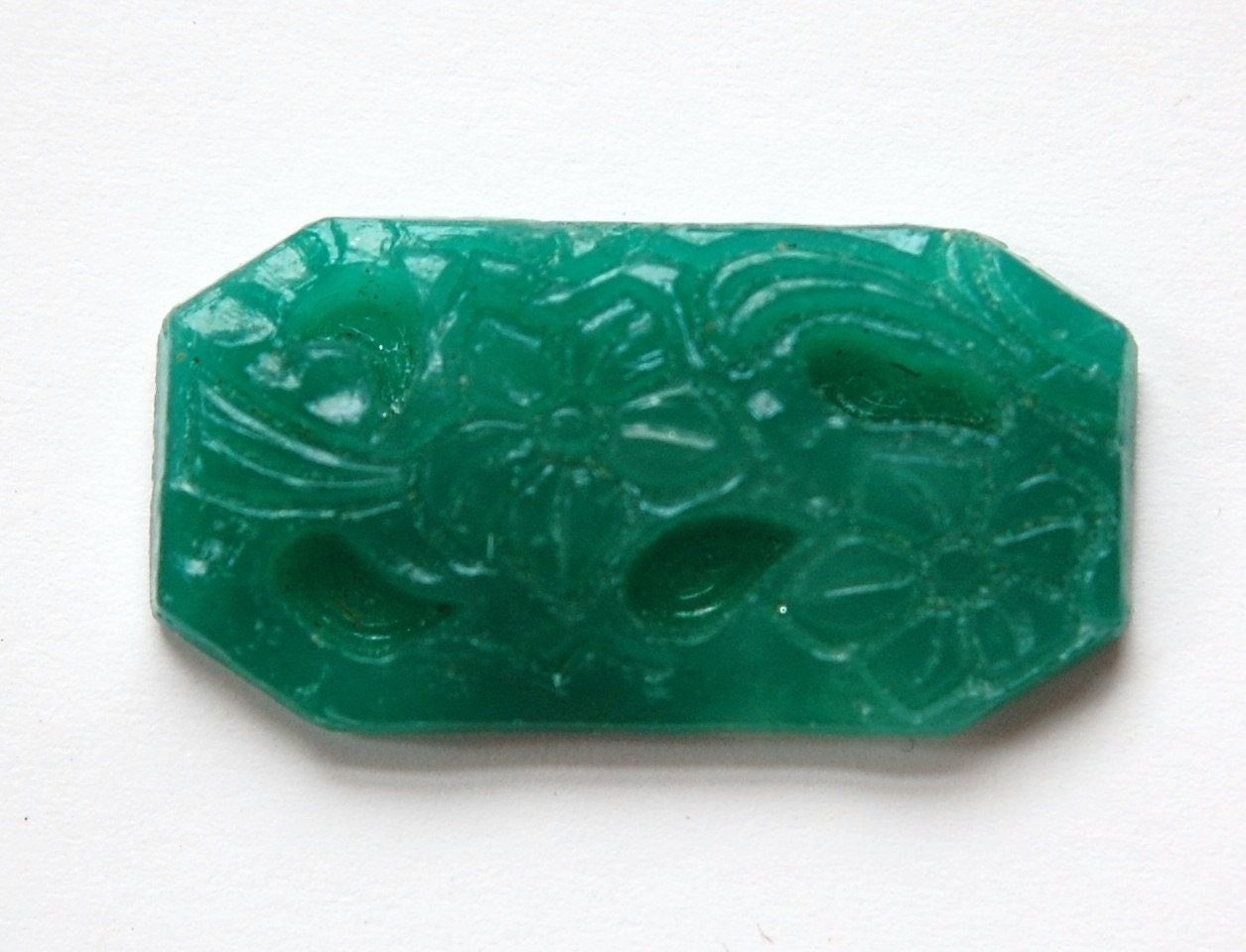 Vintage Japanese Green Rectangle Floral Cabochon cab103