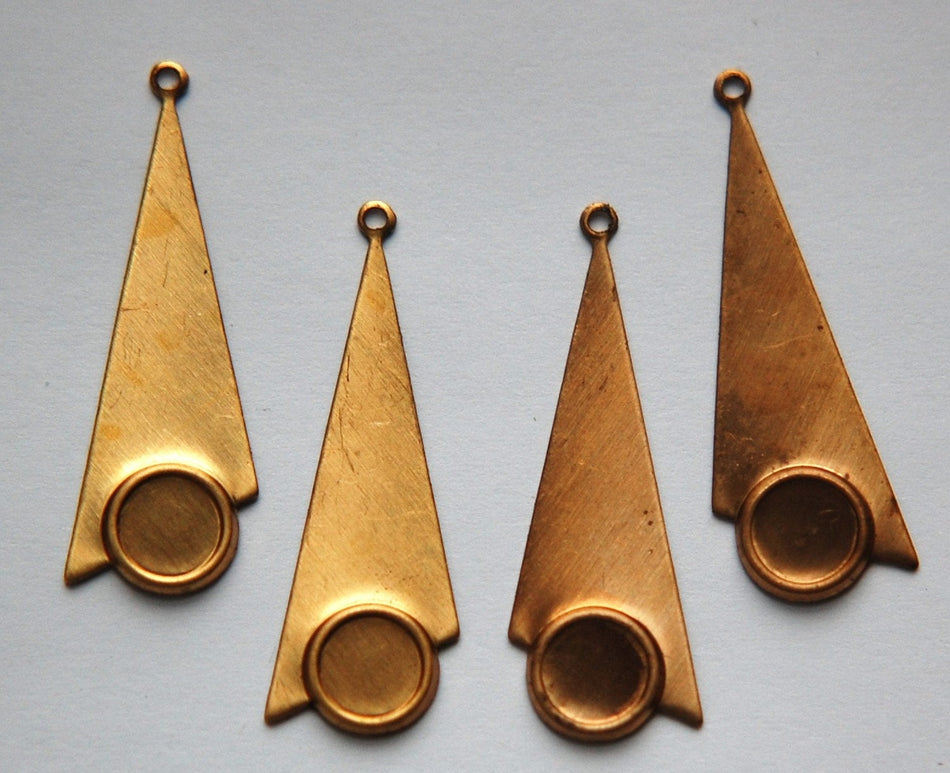 1 Loop Brass Geometric Triangle Pendants with 7mm Setting (4) mtl066A