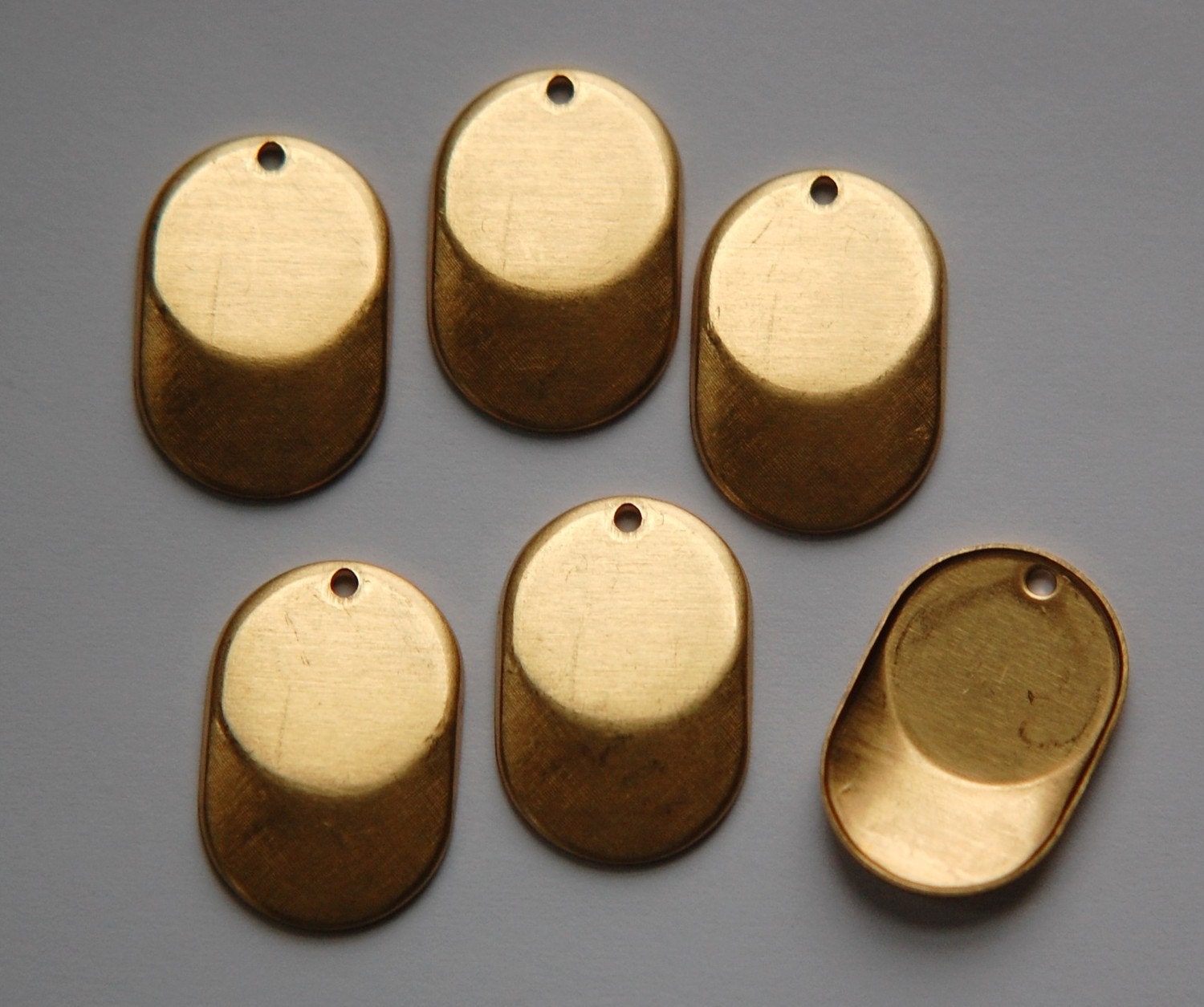 1 Hole Raw Brass Geometric Circle Charms Drops 21x14mm (6) mtl076B