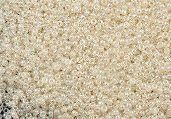 15/0 TOHO ROUND Ceylon Light Ivory Seed Bead (8g)
