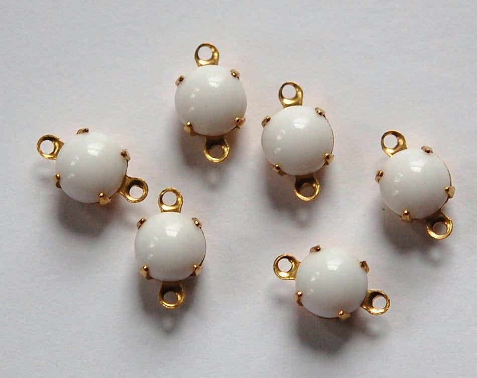 Vintage White Glass Stone 2 Loop Brass Setting Drops rnd001D2