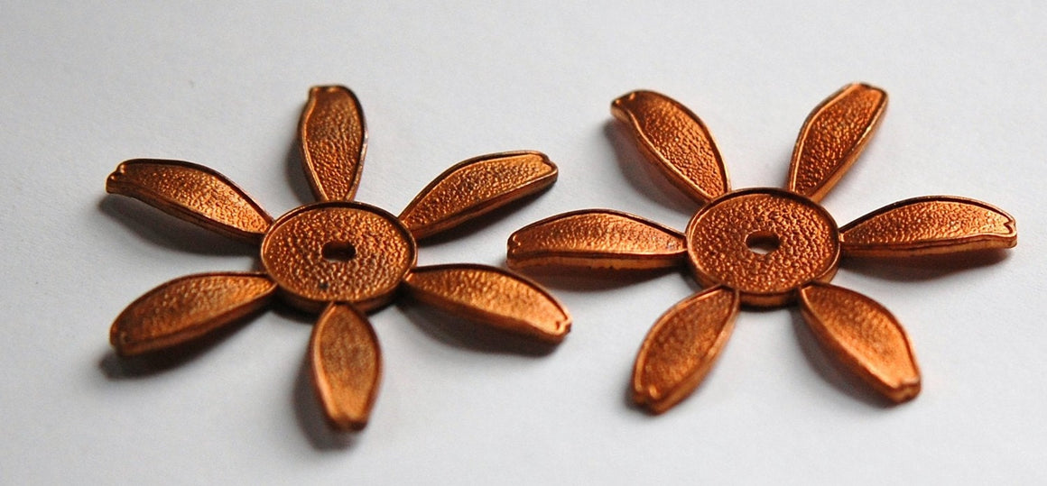 Daisy Flower Stamping Setting Copper Coated (2) mtl252A