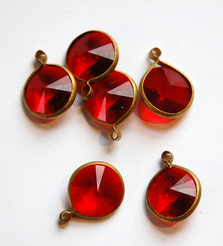 Vintage Ruby Red Acrylic Rivoli Channel Set 1 Loop Drops chr158G