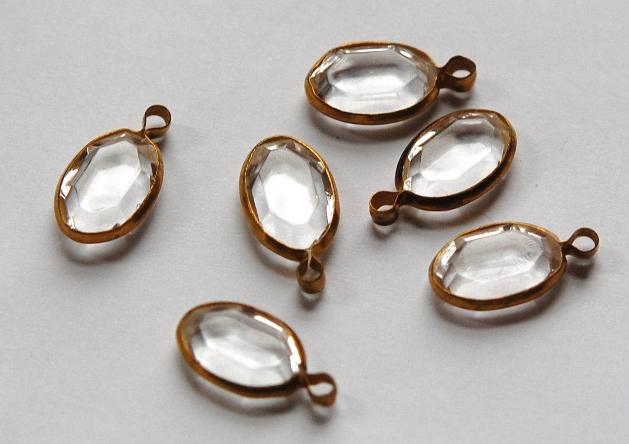 1 Loop Vintage Oval Clear Acrylic Faceted Brass Channel Set Charms (6) chr159