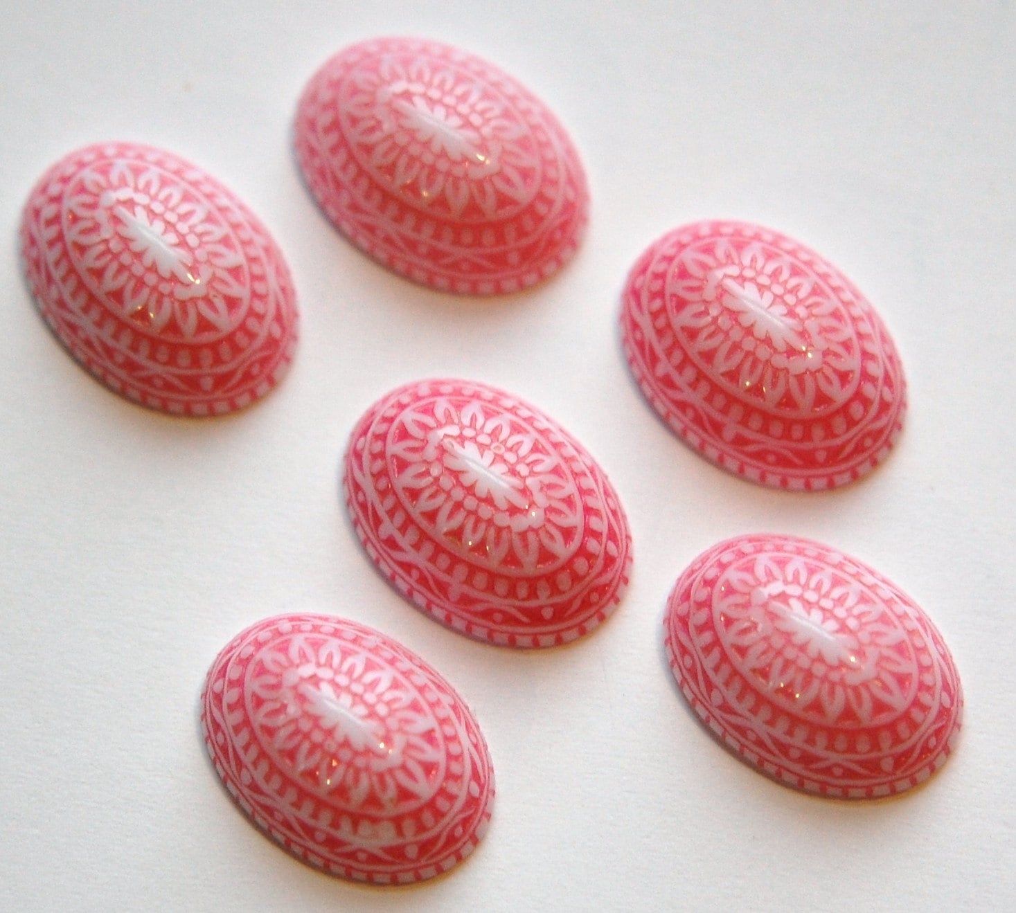 Vintage Etched Mosaic Pink and White Cabochons 18x13mm (6) cab714E