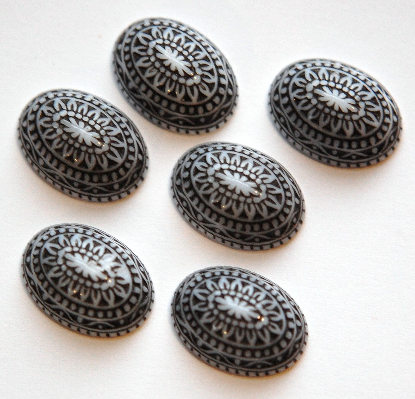 Vintage Etched Mosaic Black and White Cabochons 18x13mm (6) cab714A